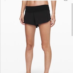 Lululemon shorts Speed up 2.5”